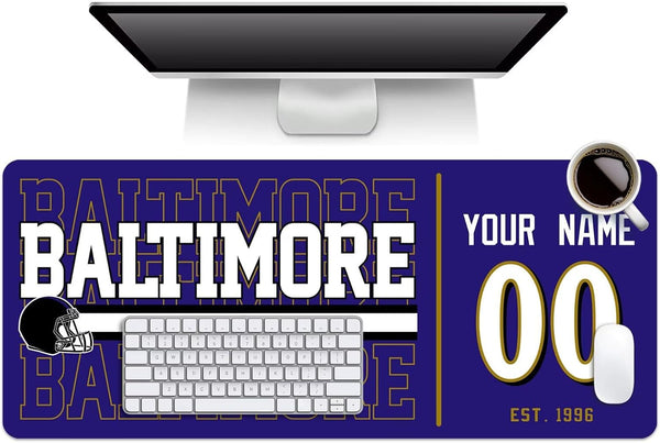 Alfombrilla de ratón KOPKOC Baltimore con nombre y número personalizados para escritorio, ideal para hombres, mujeres y jóvenes.