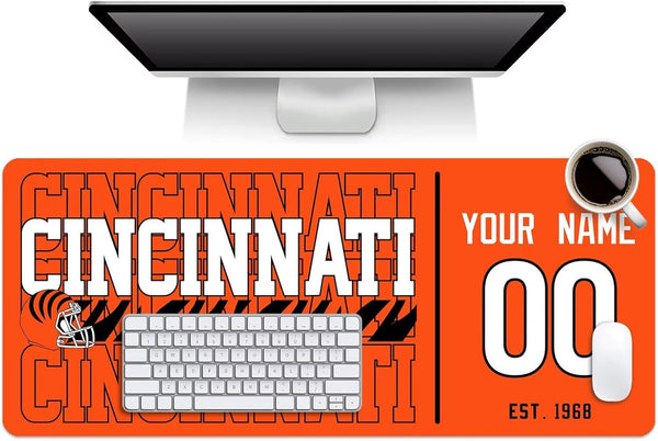 Alfombrilla de ratón KOPKOC Cincinnati con nombre y número personalizados para escritorio, ideal como regalo para hombres, mujeres y jóvenes.